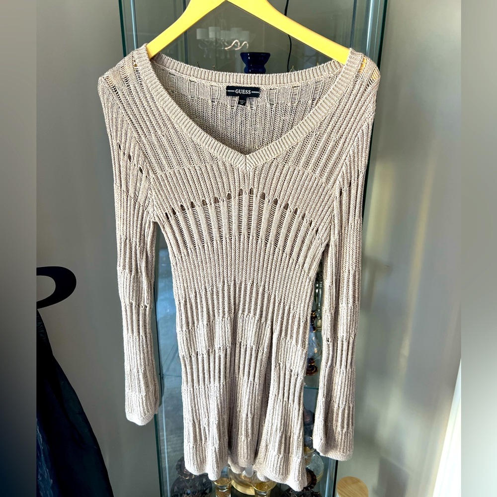 Gorgeous Guess knit sweater 😍